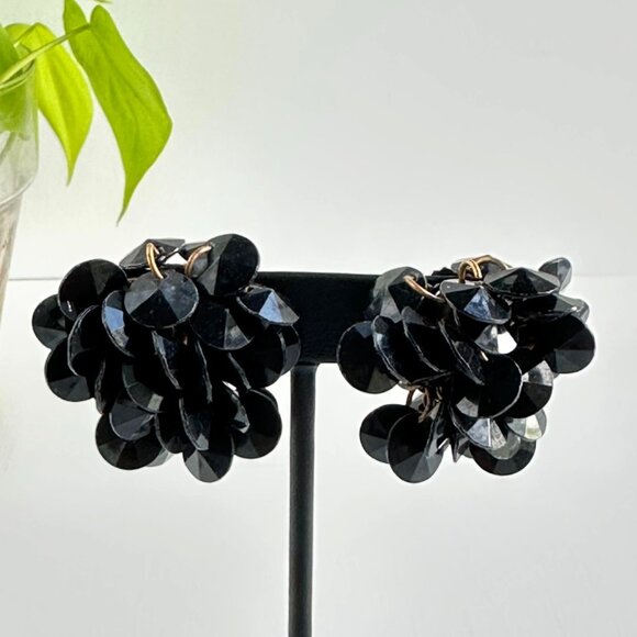 Vintage Black Cha Cha Clip-On Earrings 1.5" Retro Early Plastic Jewelry - Picture 5 of 7